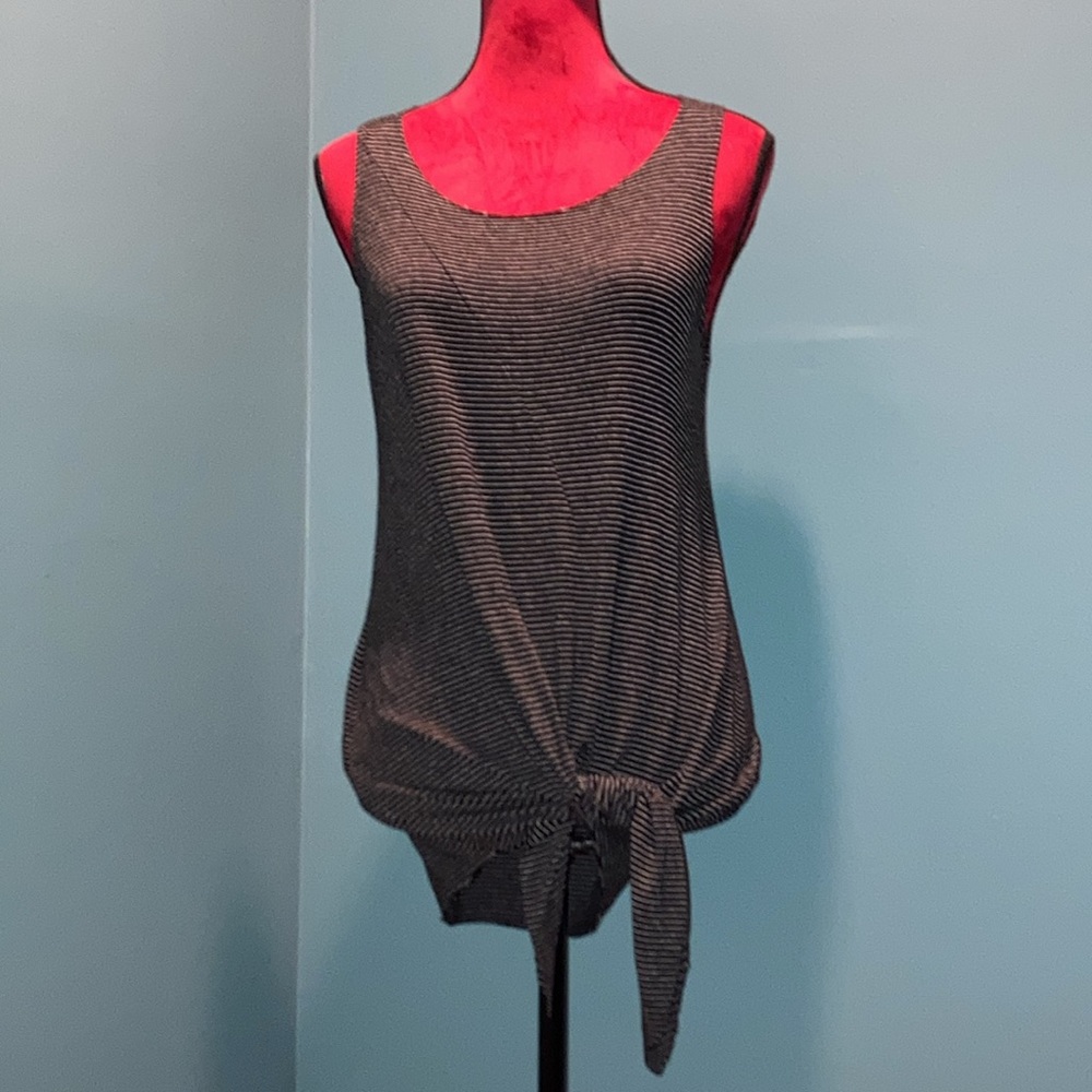 Black and White Striped Sleeveless Top Size Medium